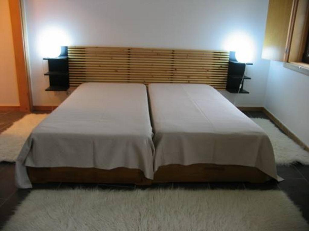 Casas Avela Brava Guest House Negroes Екстериор снимка